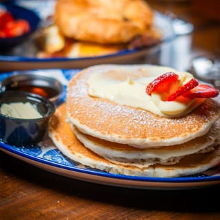 Strawberry Cheesecake Pancakes